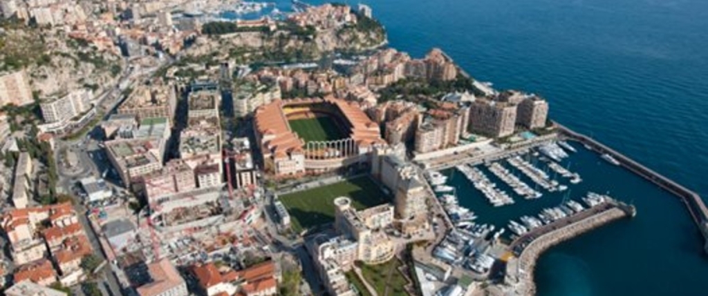 STADE LOUIS II À MONACO